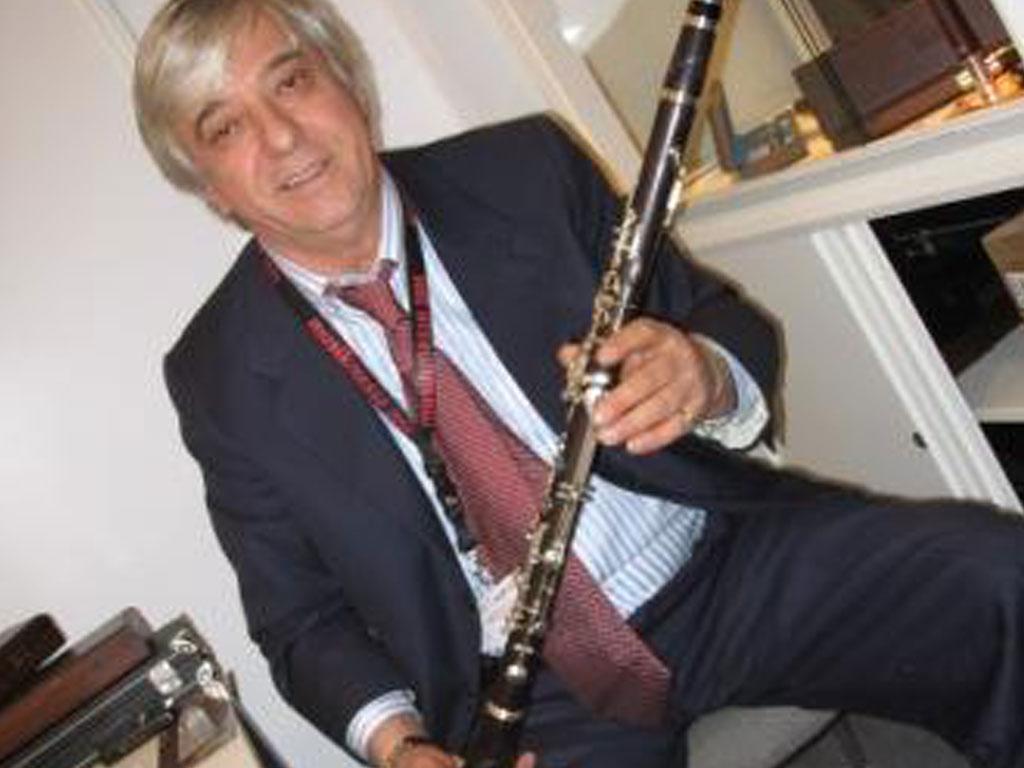 wood clarinet