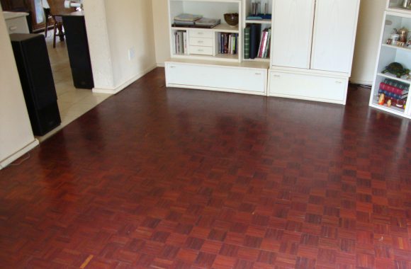 (14) The same mopane floor after 7 years of installation, perfectly oxidised