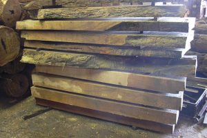 Slabs-logs-of-wild-olive-process